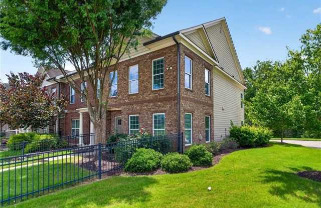 920 Westmoreland Circle NW Gallery 4