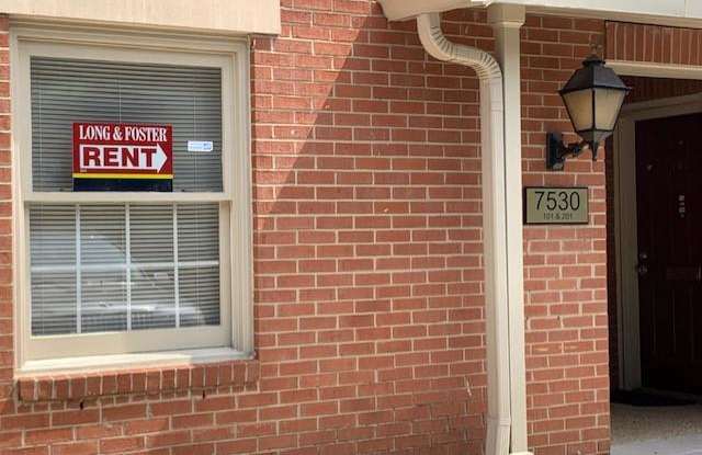 7530 DIPLOMAT DR UNIT 14-1 #10 Gallery 2