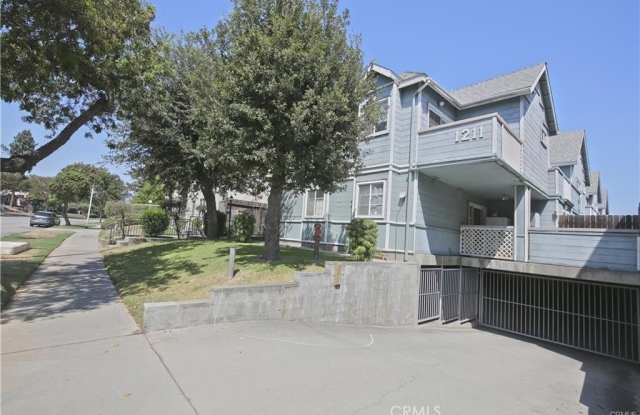 1211 Huntington Drive - 1211 Huntington Drive, South Pasadena, CA 91030