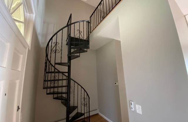 Royal Oak Estates photos photos