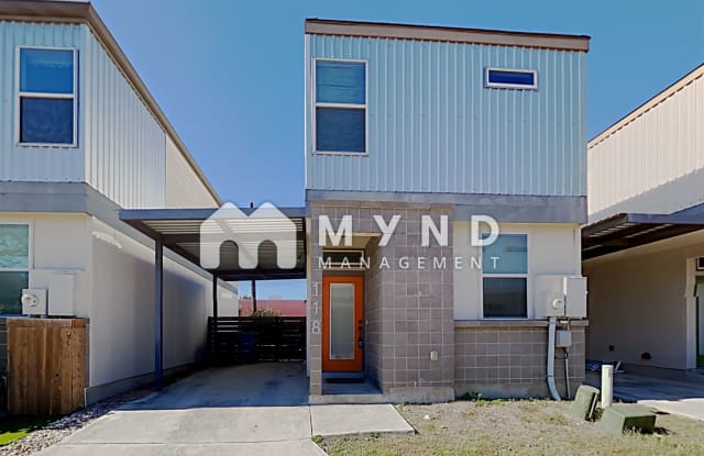 118 E Myrtle St - 118 East Myrtle Street, San Antonio, TX 78212