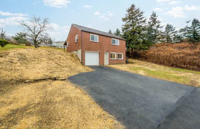 AVAILABLE JUNE 1ST!! STUNNING 3 BEDROOM IN SOUTH PARK!! - 4097 Brownsville Road, South Park Township, PA 15129