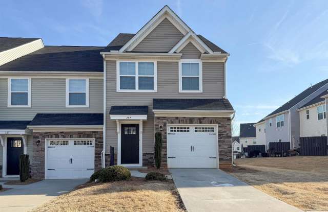 200 Roudwood Drive photos photos