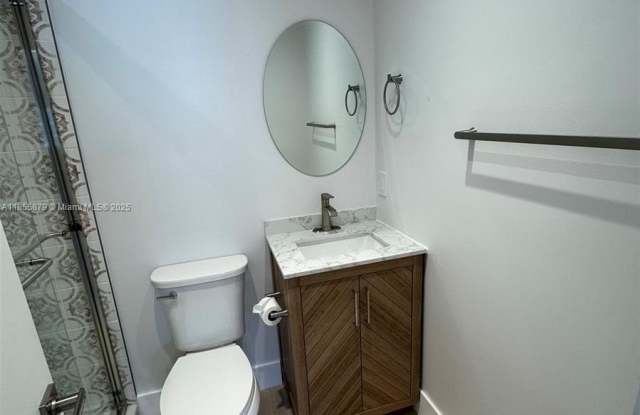 775 E 24th St photos photos