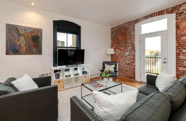 225 N 4th Street photos photos