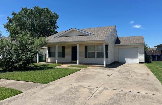 917 Periwinkle Dr photos photos