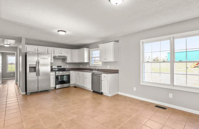 3924 North Pinson Road Gallery 3