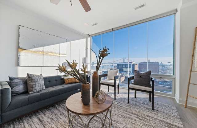 Residences at 1 Brown Gallery 3