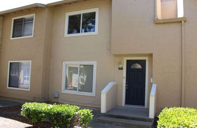 4220 Comet Circle 3 Bedroom 1.5 Bathroom Gallery 1