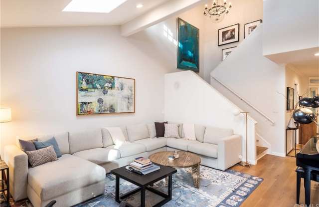 29 Sausalito Circle W Gallery 4