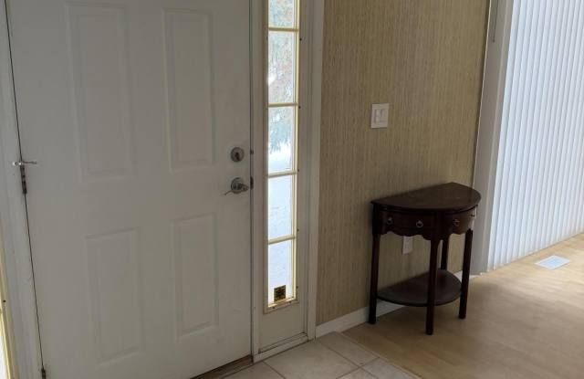 3550 Kings Point Drive Gallery 4
