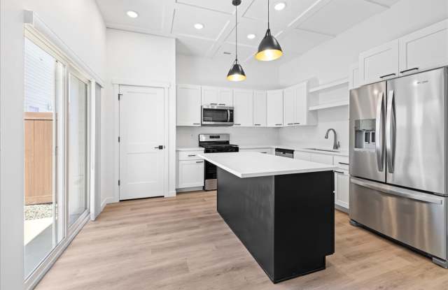 4113 Saylor Lane A Gallery 3