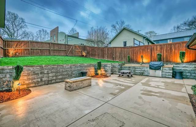 12th South/Belmont Cottage! - 1501 Ferguson Avenue, Nashville, TN 37212