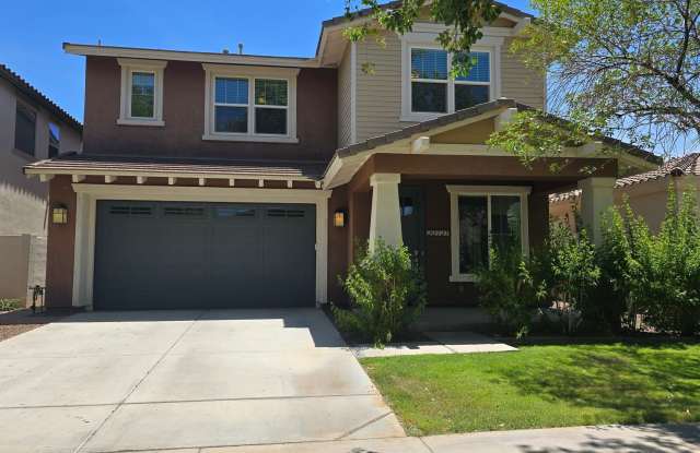 Upgraded kitchen and lots of sq ft in Verrado! photos photos