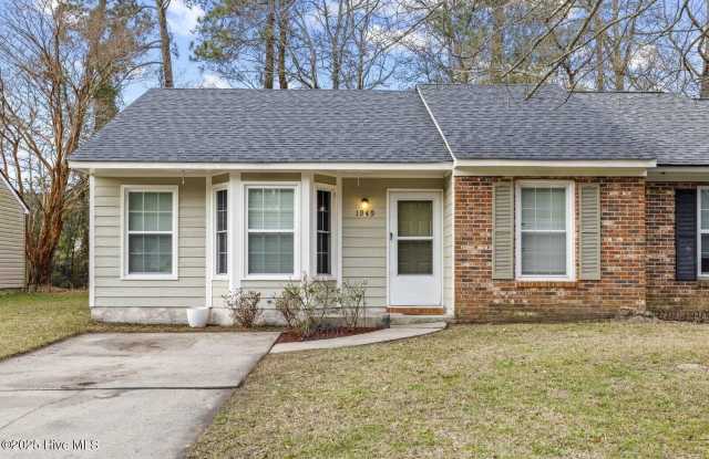 1949 Rolling Ridge Drive - 1949 Rolling Ridge Drive, Piney Green, NC 28544