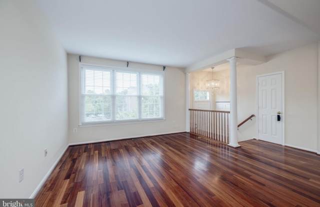 6284 TALIAFERRO WAY Gallery 2