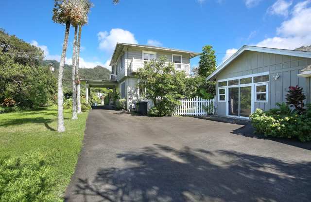 Elegant Vintage Home at 85 Dowsett Ave. photos photos