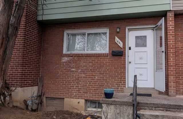 Cozy 3 Bed 1 Bath Harrisburg Home - Available Now! - 1441 South 13th Street, Harrisburg, PA 17104