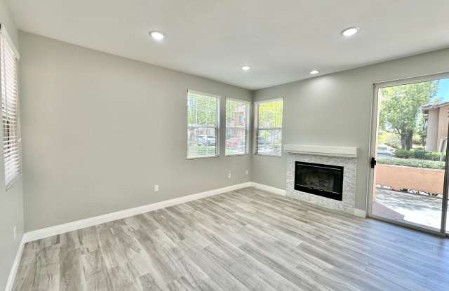 Corner Unit Two Story Townhome in the Beautiful Vista Del Lago Community! photos photos