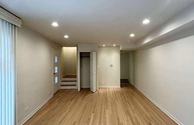 1990 Sheridan Rd photos photos