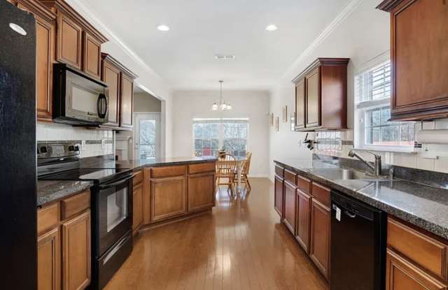 4078 Locerbie Circle Gallery 2