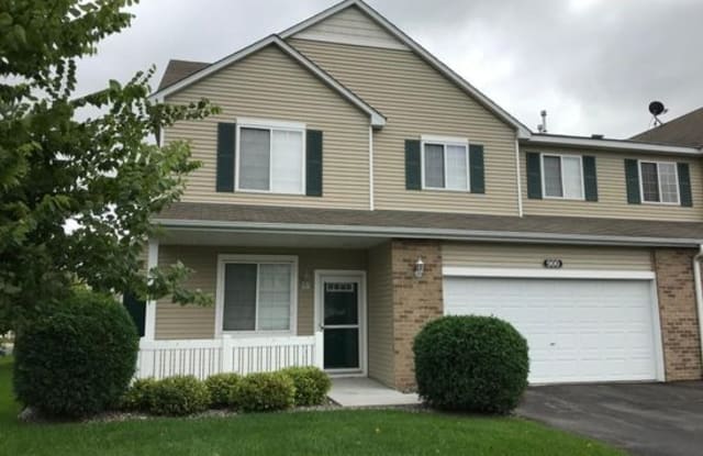 900 Willow Glen Drive - 1 - 900 Willow Glen Dr, Buffalo, MN 55313