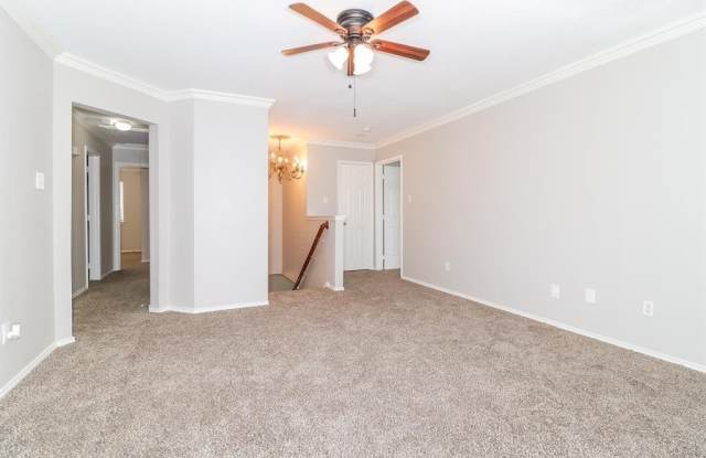 9812 Westmere Lane Gallery 3