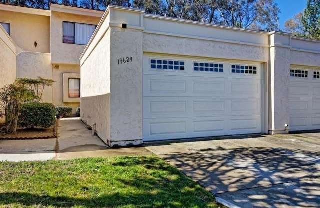13629 Penina St Gallery 2