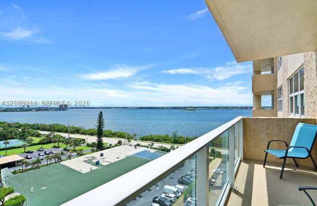 5440 N Ocean Dr Gallery 1
