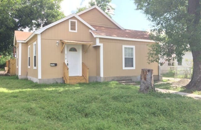 1719 W Mariposa Dr - 1719 West Mariposa Drive, San Antonio, TX 78201