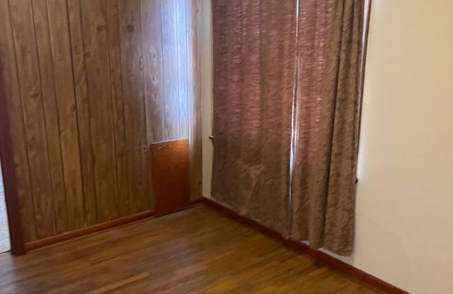 Charming 1 Bedroom 1 Bath Available Now! Gallery 3