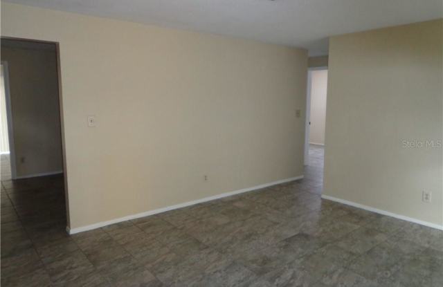 1832 SHARONDALE DRIVE Gallery 2