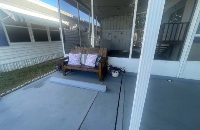 6909 Marlin Ln Gallery 3