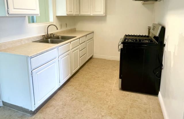 2923 Weidermeyer Ave. Gallery 2
