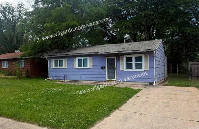 • 4 Bedrooms • 1 Bathroom Unit photos photos • 4 Bedrooms • 1 Bathroom Unit photos photos