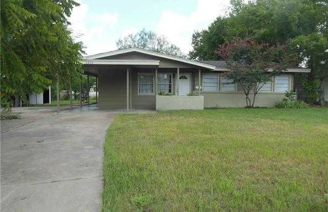 4005 Sanguinet Court - 4005 Sanguinet Court, Fort Worth, TX 76107