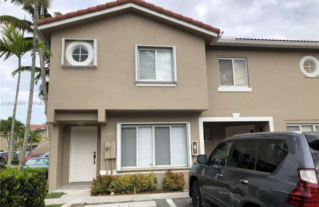 143 Riviera Cir photos photos