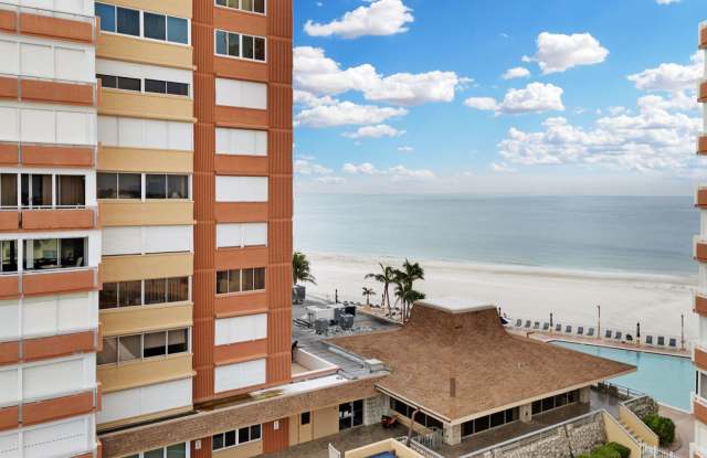 Spacious 2-Bedroom Waterfront Condo in Redington Shores – Long-Term Rental! Gallery 3