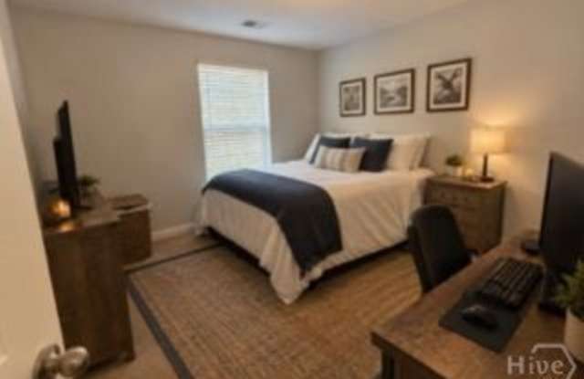 10 Gardenia Drive Gallery 4