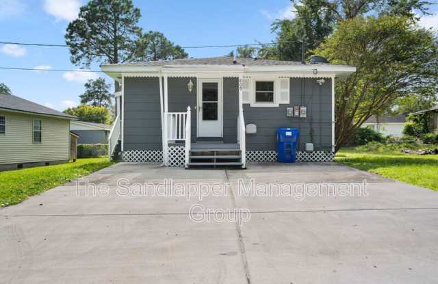 809 Chickadee Avenue photos photos