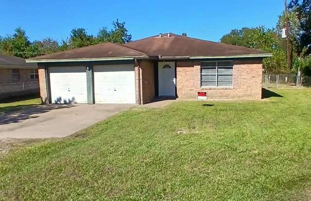 23 Parkland Cir - 23 Parkland Circle, Bridge City, TX 77611