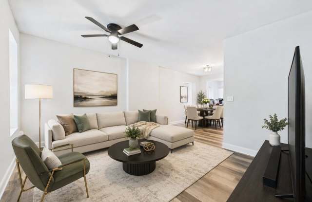 AUGUST 1 Beautiful 3 bedroom 1 bath house - private yard - ample parking quiet street photos photos