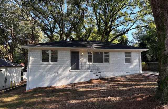 340 Adelle St SE photos photos