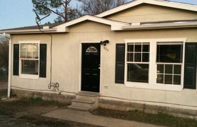 821 W. 26th St. photos photos 821 W. 26th St. photos photos