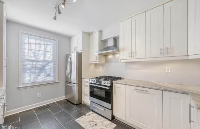7222 BROOKFALLS Terrace Gallery 1