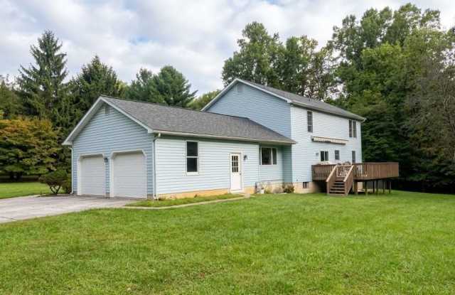 601 SUNGOLD Road Gallery 2