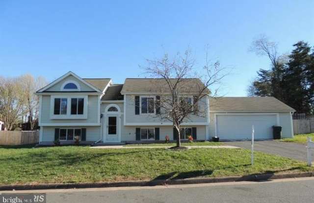 22197 STABLEHOUSE DRIVE - 22197 Stablehouse Drive, Sterling, VA 20164