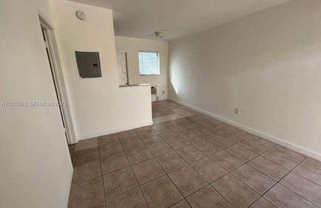 1270 NE 139th St photos photos