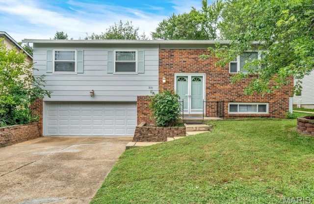 331 Sorrento Drive Gallery 1