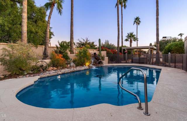 7386 E Paradise Drive - 7386 East Paradise Drive, Scottsdale, AZ 85260